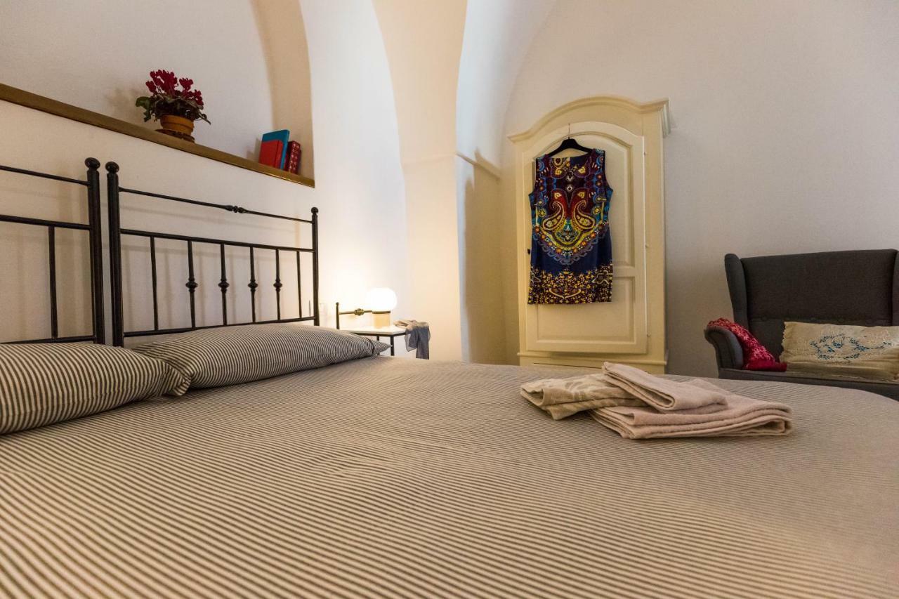 Da Concavo E Convesso Bed & Breakfast Locorotondo Exterior foto